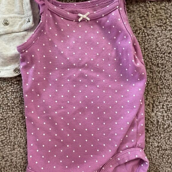 Girls 3 piece lot Carter’s purple & grey NWOT 6 mo - Picture 4 of 7